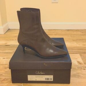 Cole Haan Dark Chocolate/Brown Short Boots Air Miranda Size 8